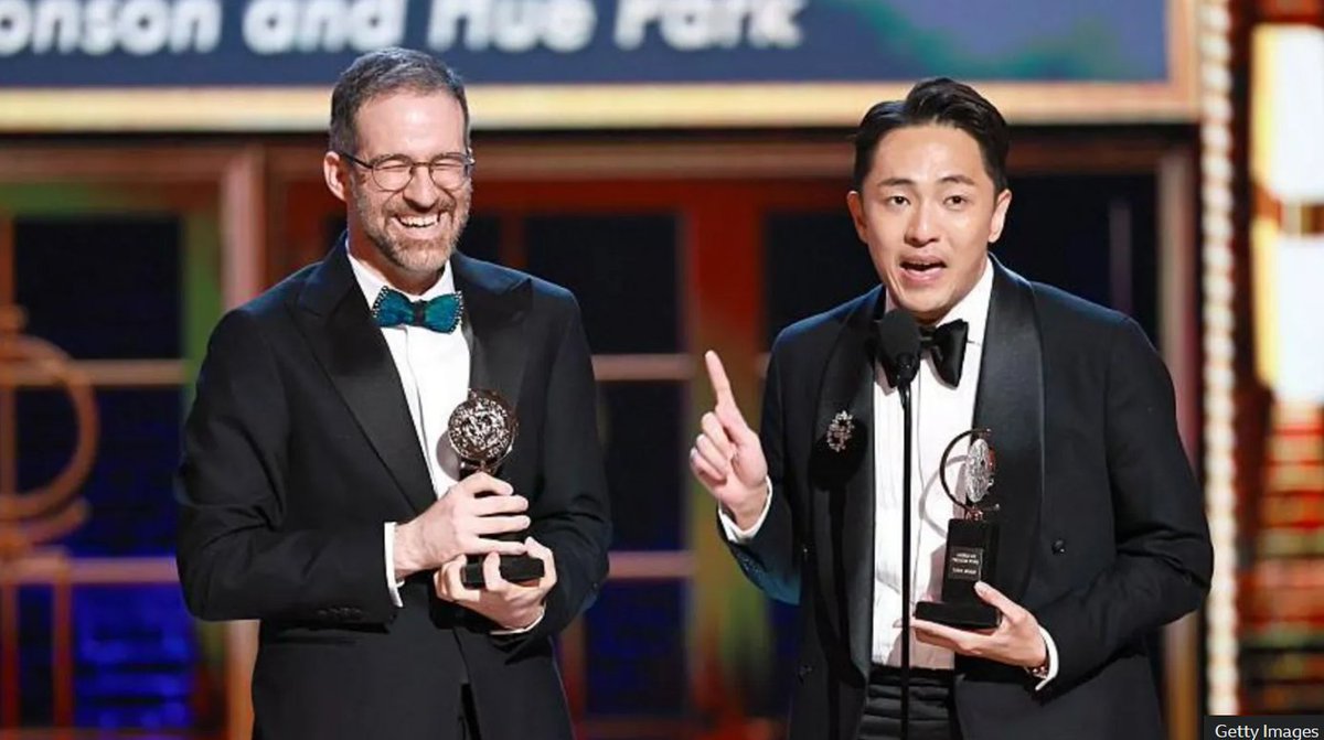 🇰🇷✨ A historic night for Korean musical theatre!

Congratulations to "Maybe Happy Ending" for winning 6 Tony Awards, including Best Musical, written by Korean lyricist Hue Park and American composer Will Aronson.

📸 Photo credit: Getty Images