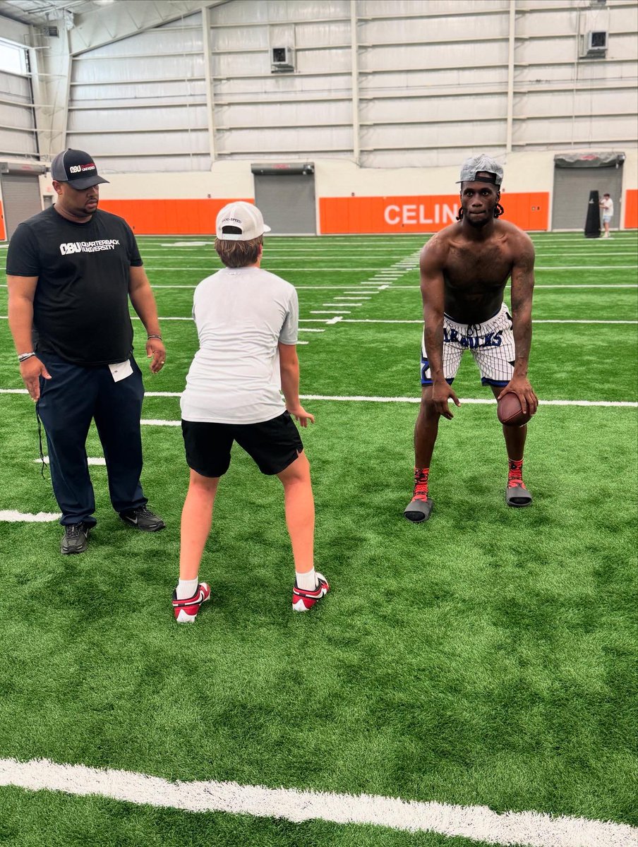 Noah Schneider (@noahqbkaty) on Twitter photo Great training session with <a href="/QuarterbackUniv/">Donovan Dooley</a> & Joe Milton III this weekend!!
<a href="/QBHitList/">QBHitList.com</a>
<a href="/quarterbackmag/">Quarterback Magazine</a>
<a href="/Schaap1984/">Gerald_The_Outdoorsman_</a>
<a href="/Katyfootball/">Katy Football</a> Great training session with <a href="/QuarterbackUniv/">Donovan Dooley</a> & Joe Milton III this weekend!!
<a href="/QBHitList/">QBHitList.com</a>
<a href="/quarterbackmag/">Quarterback Magazine</a>
<a href="/Schaap1984/">Gerald_The_Outdoorsman_</a>
<a href="/Katyfootball/">Katy Football</a>