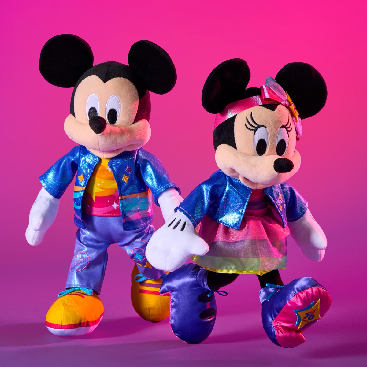 Happiness is at your doorstep ✨ Disneyland Resort 70th Anniversary Celebration collection is now available online at @DisneyStore! Check out the latest drop:di.sn/60114GxLW