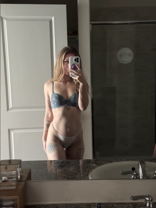 crazy day today🫦 

getallmylinks.com/vanessaprivate…