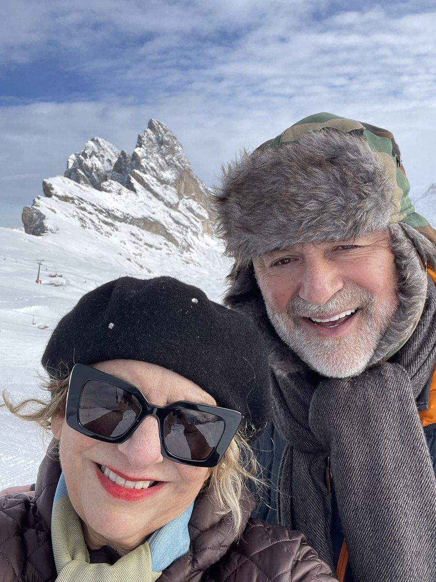 Happy birthday to our founders, Tommaso and Diana Ciaffoncini, who not only share an epic love story, but also a birthday💓From Italy to the US, the Ciaffoncinis built a successful business that embodies their values of creativity, drive, and family. Cheers to many more years🎉