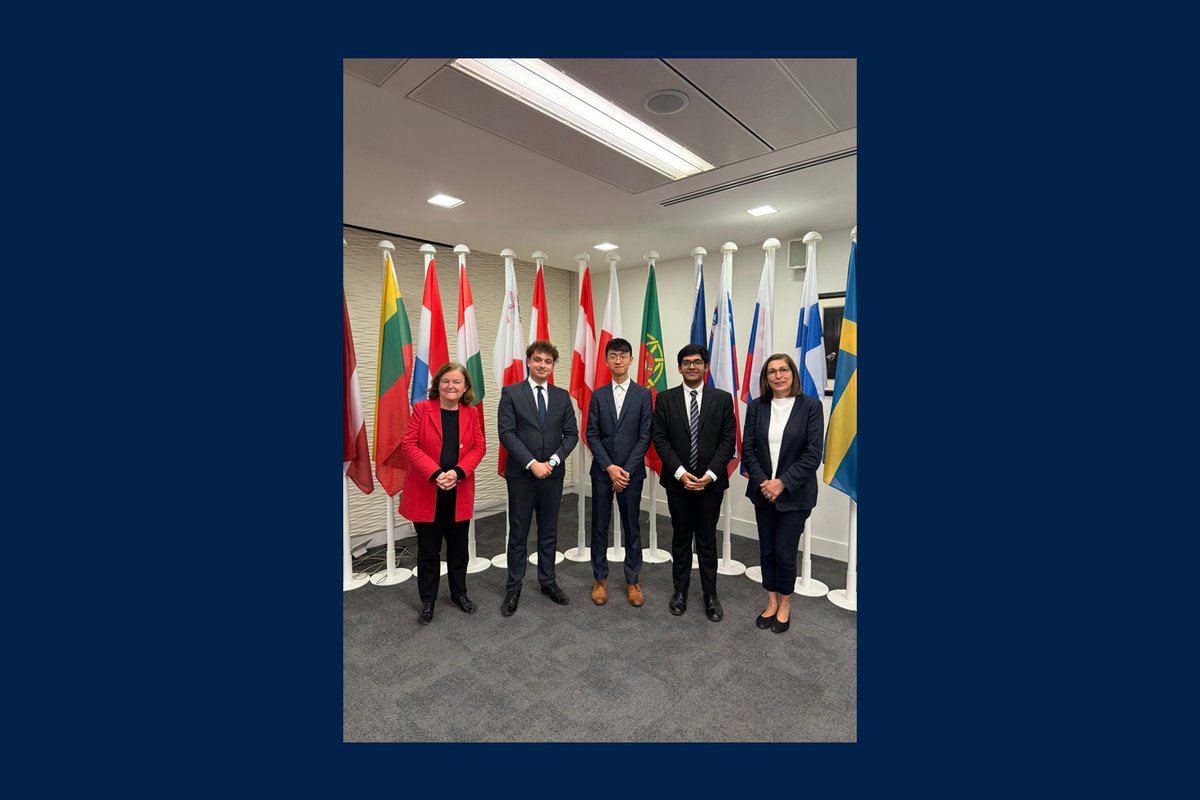 Oxford Politics and IR (@politics_oxford) on Twitter photo The Oxford Computational Political Science Group  recently spoke to the European Parliament's Special Committee on the European Democracy Shield Mission to the UK about disinformation and media literacy: ow.ly/1LEU50W6lP8 The Oxford Computational Political Science Group  recently spoke to the European Parliament's Special Committee on the European Democracy Shield Mission to the UK about disinformation and media literacy: ow.ly/1LEU50W6lP8