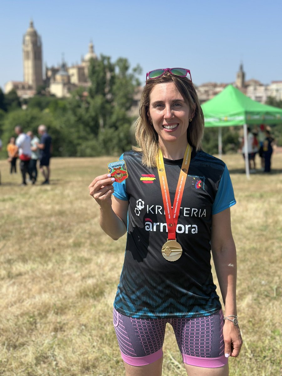 hergobe's tweet photo. 🥇Medalla de oro en el Campeonato de España de Campo de #tiroconarco 
Gracias #Kripteria y #Armora por vuestra ayuda #arcocampo25 https://t.co/1h008W0VYG