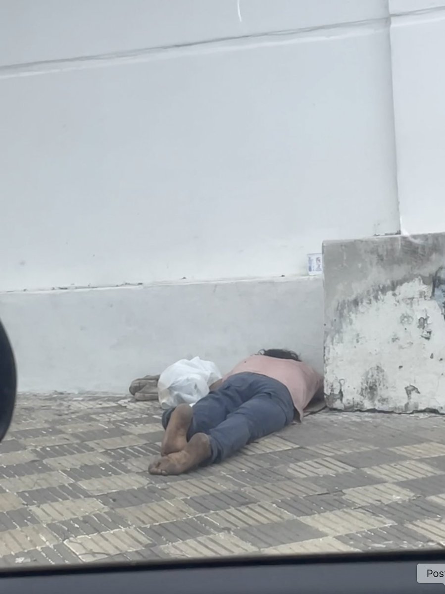 asuncionrealpy's tweet photo. Hombre en situación de calle https://t.co/TJPtNSN1UD