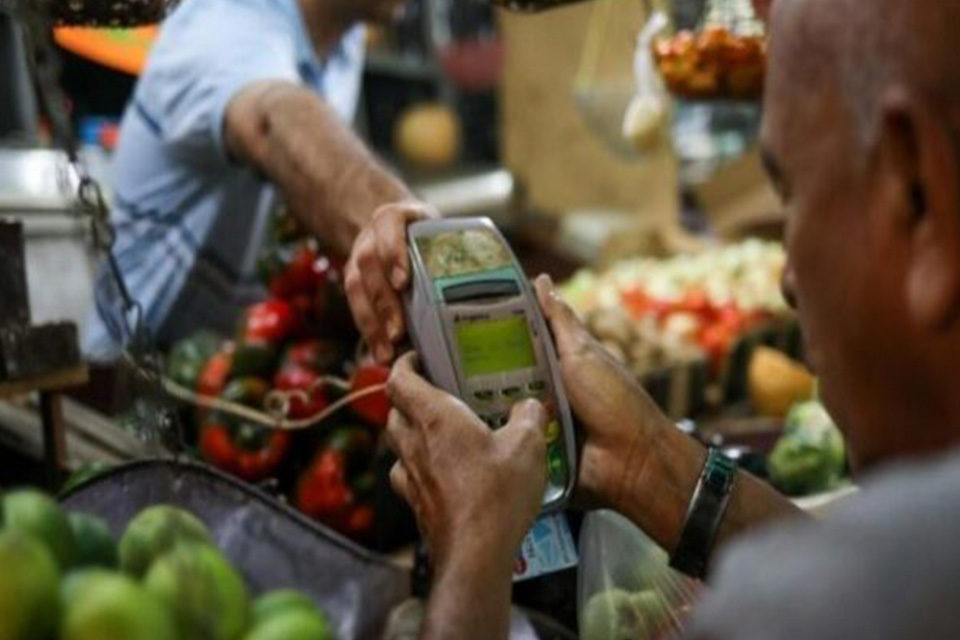 Observatorio de Finanzas registra una inflación anualizada de 229% para mayo #TalCual #ClaroyRaspao

Web: talcualdigital.com/observatorio-d…