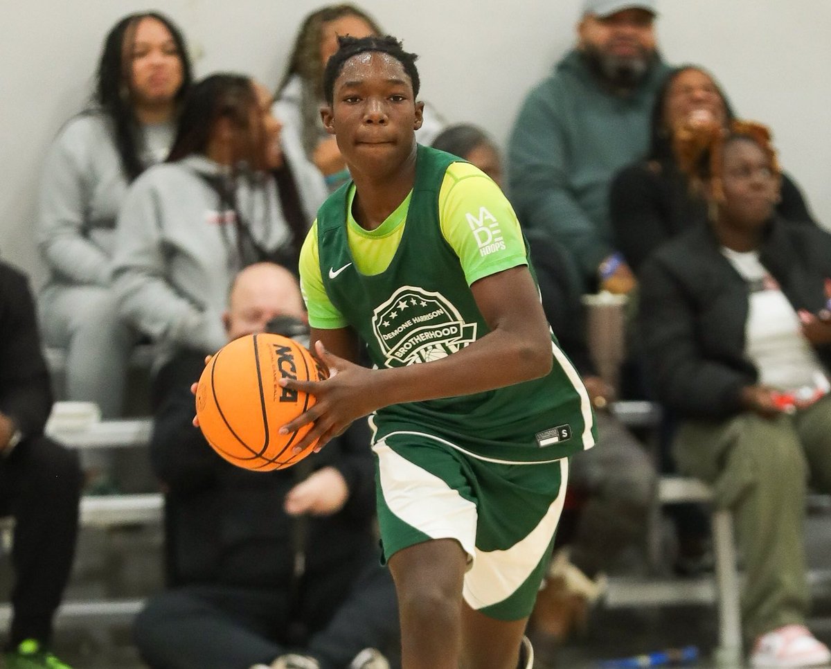 Phenom Hoop Report (@phenom_hoops) on Twitter photo Local Talent Shines at #USOpenChampionship
#PhenomHoops <a href="/USABYouth/">USA Basketball Youth</a>
'28 Ayo Awosanaya
'28 Isaiah Whitsett
'31 Davari Tuck
'28 Jaylon Bowden
Read: phenomhoopreport.com/local-talent-s… Local Talent Shines at #USOpenChampionship
#PhenomHoops <a href="/USABYouth/">USA Basketball Youth</a>
'28 Ayo Awosanaya
'28 Isaiah Whitsett
'31 Davari Tuck
'28 Jaylon Bowden
Read: phenomhoopreport.com/local-talent-s…