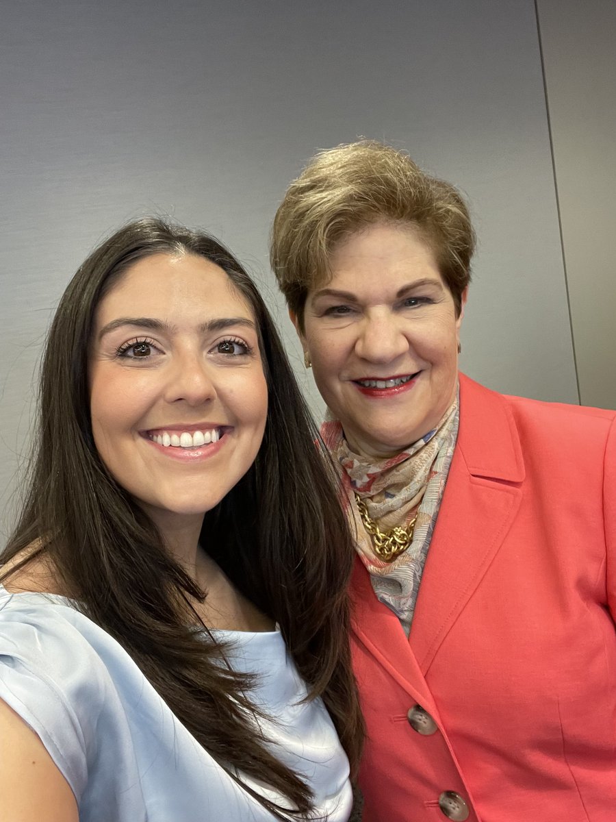 During the AMA Foundation’s Leadership Development Institute (LDI), medical students are paired with physician leaders for a year of mentorship.

This weekend, LDI participant Nicole Uzzo, MD shadowed her mentor, Marilyn Heine, MD, at the AMA Annual Meeting. #AMAmtg