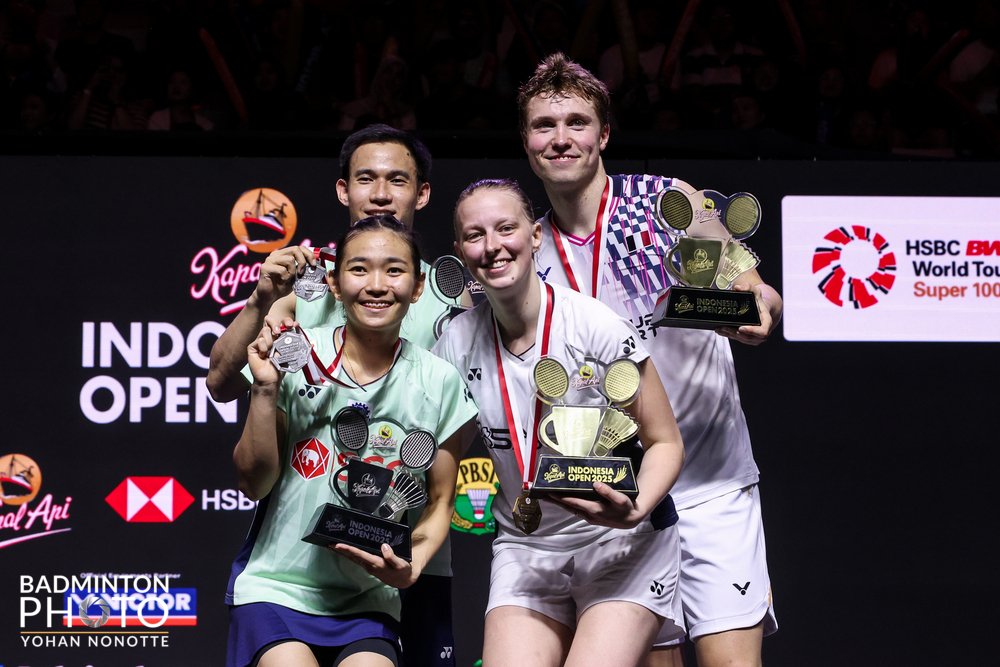 VAINQUEURS DE L'OPEN D'INDONÉSIE 2025 🇮🇩🔥🥇

Quelle fierté de remporter ce premier Super 1000 avec Thom 🥹 et encore plus en Indonésie, le temple du badminton mondial 🇮🇩