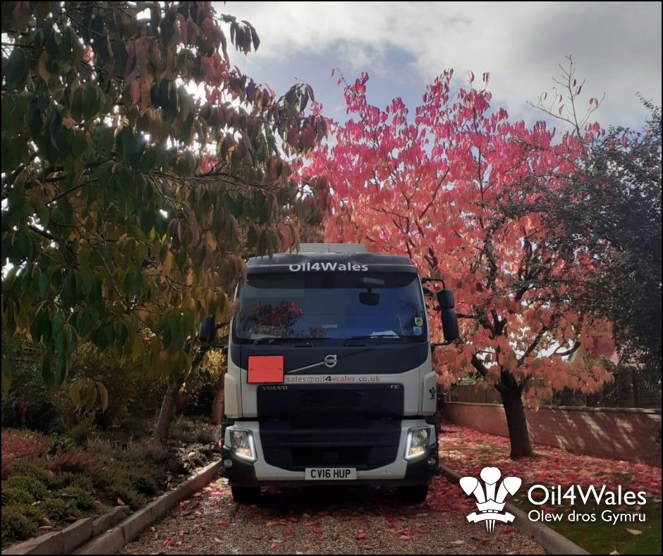 🚛 Based in Three Cocks, our Brecon depot keeps Mid Wales moving – from heating oil to farm fuel &amp; AdBlue®.

💳 24/7 Keyfuels terminal
📍 Javel Ind. Estate, LD3 0SL
📞 01497 238033
Working with the community, for the community 💛
#Oil4Wales #Brecon #WelshBusiness