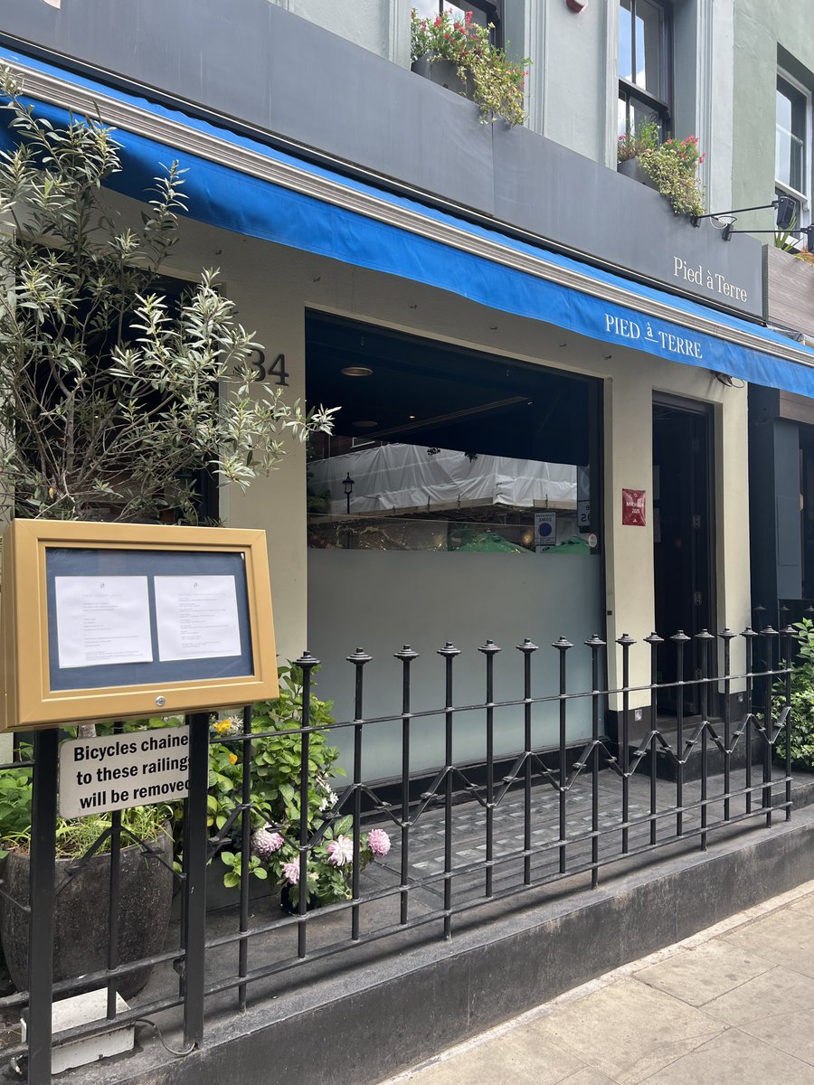 There is a new chef at Pied a Terre.  andyhayler.com/restaurant/pie…