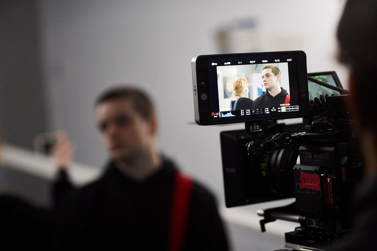 diversevoices's tweet photo. DVSS (Diverse Voices of Stage &amp; Screen) is back from half-term and ready to roll! 🎥
Students are now starting work on their very own short film. Can’t wait to see the magic unfold!
#DVSS #YouthFilm #DiverseVoices https://t.co/wBXSWstdN1