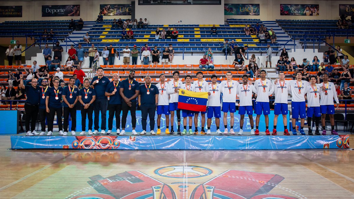 🇻🇪🥉 Un bronce histórico. Torneo inolvidable. 

📸 <a href="/AmeriCup/">FIBA AmeriCup</a>. 

#U16AmeriCup 
#JuegaElFuturo