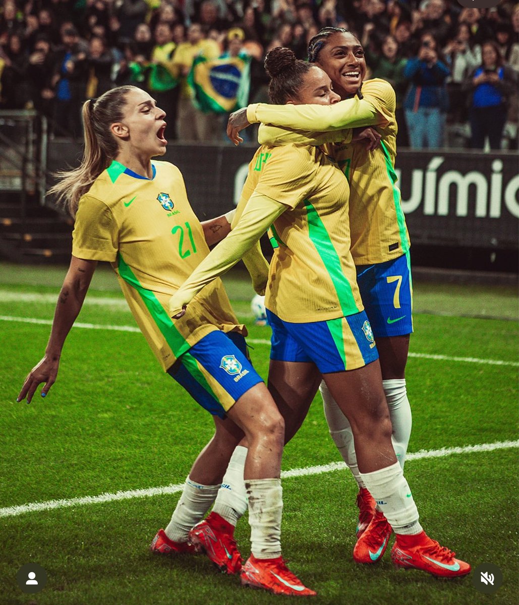 Feliz demais em representar meu país!
Vamos pra <a href="/CopaAmerica/">CONMEBOL Copa América™️</a> 🇧🇷🫶🏽