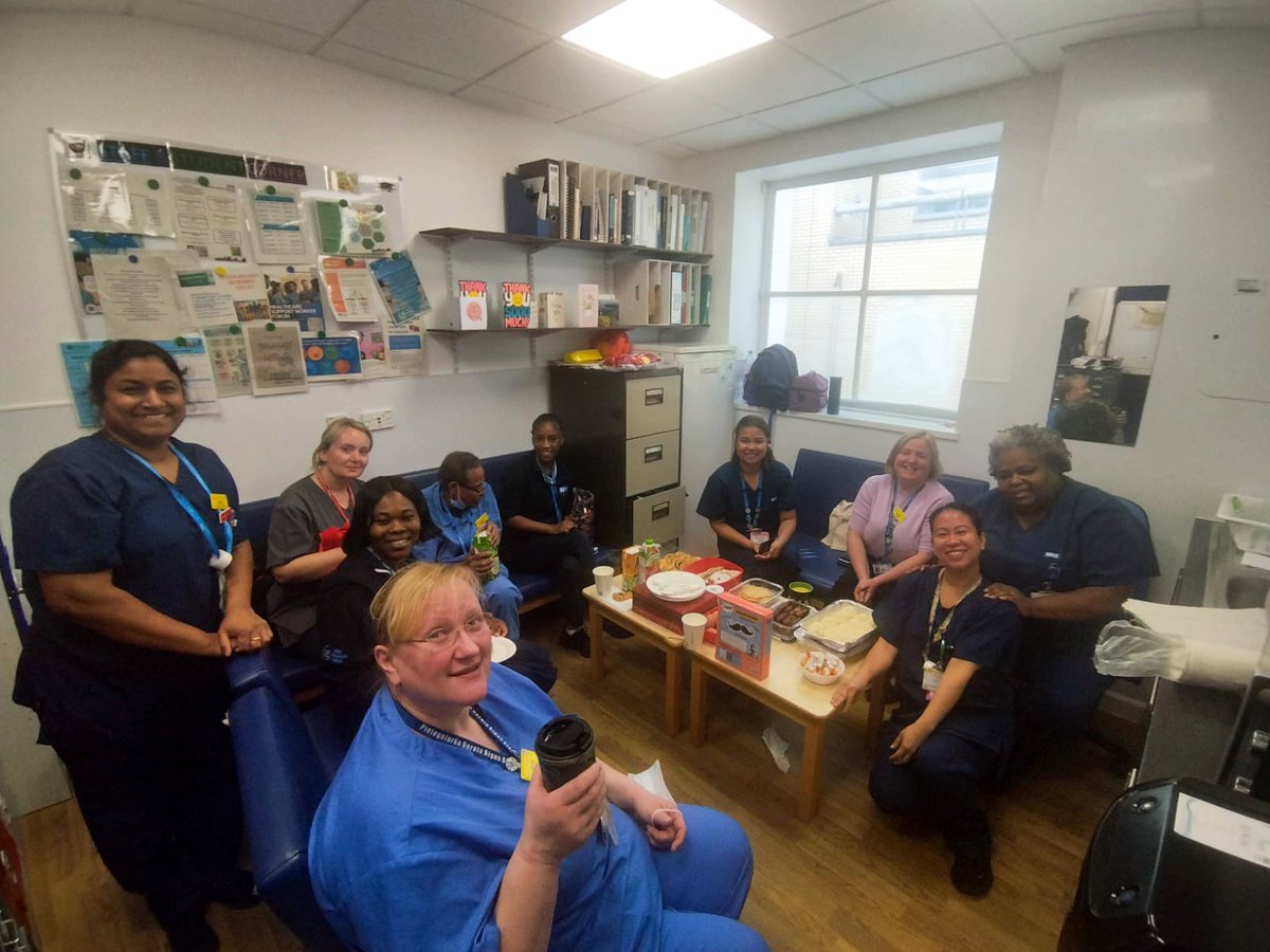 First Breakfast Catch-up on Weston ward!Providing staff a space to get together, having informal chats, catching up on improvement projects, &amp; recognising staff (Sylwia is on her 11th year with Haematology 😍) while we enjoy sumptuous breakfast prepared by the team!🤩 #TeamHaem