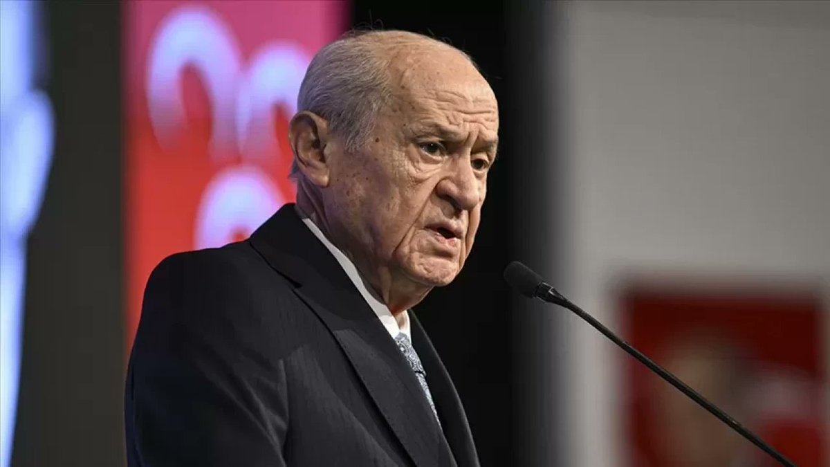 MHP Lideri Bahçeli'den Ferdi Zeyrek için taziye mesajı

turkgun.com/gundem/mhp-lid…

#DevletBahçeli'