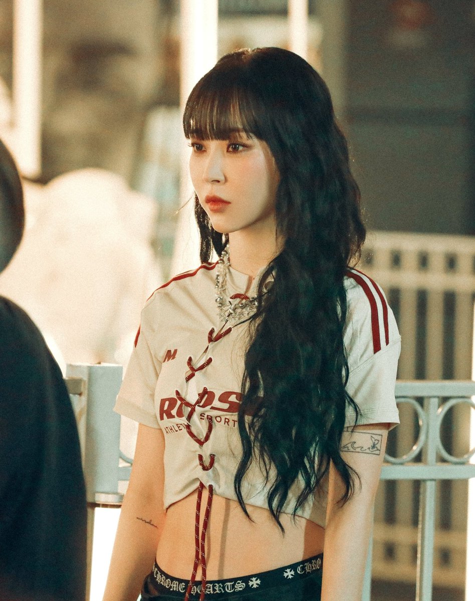 1ZZ2ro's tweet photo. 깜고문별이돌아왔다 https://t.co/onJN5odBqs