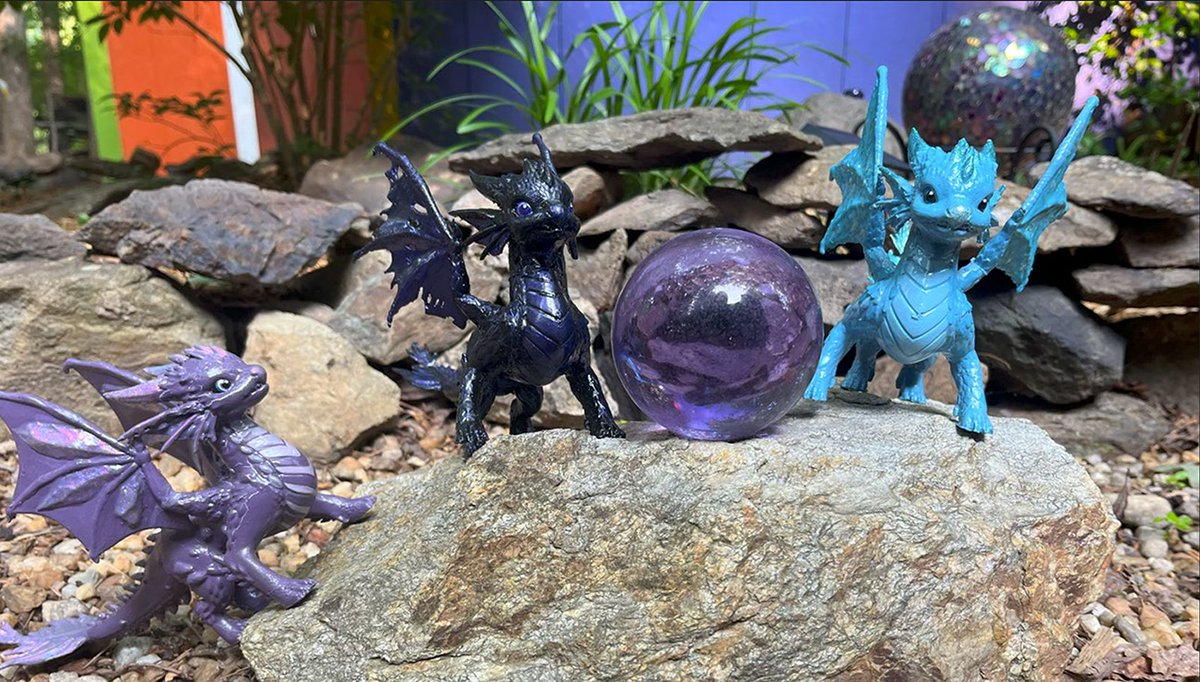 Meet the Drakes 🐉✨Straight from the world of Galactic Realms: Quest for the Forgotten, these fierce and fabulous creatures have been brought to life by one of our incredible artists—3D printed and custom painted to capture their true essence.

Which one would you want by your