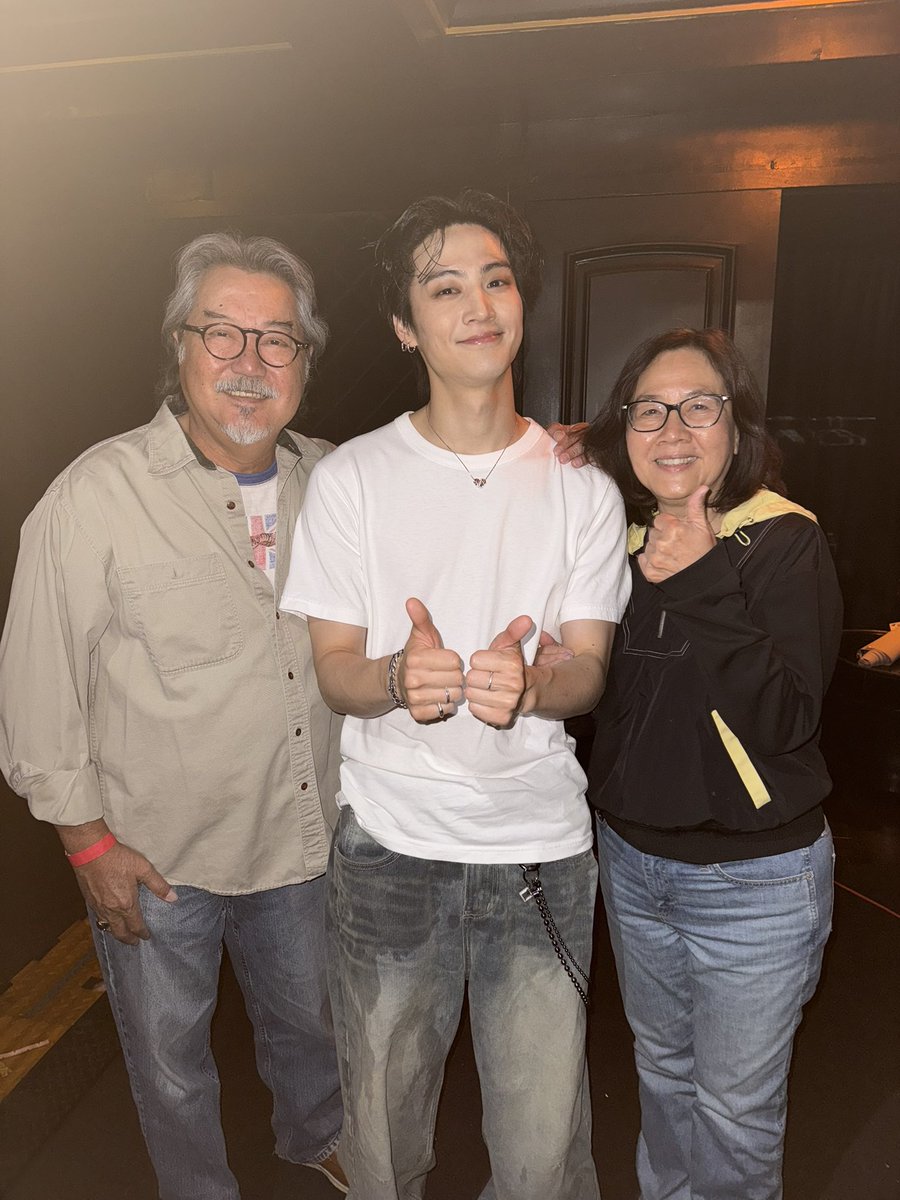 raymondtuan945's tweet image. We went to the captain's concert last night 🎶