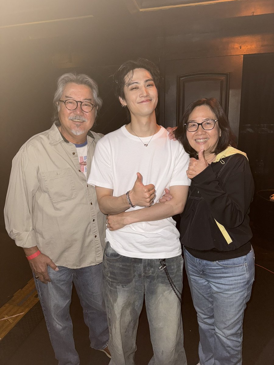 raymondtuan945's tweet image. We went to the captain's concert last night 🎶