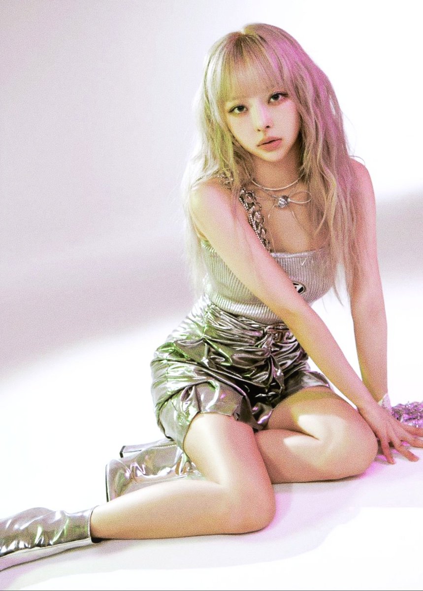 ☾ (@prettykaheivv) on Twitter photo 