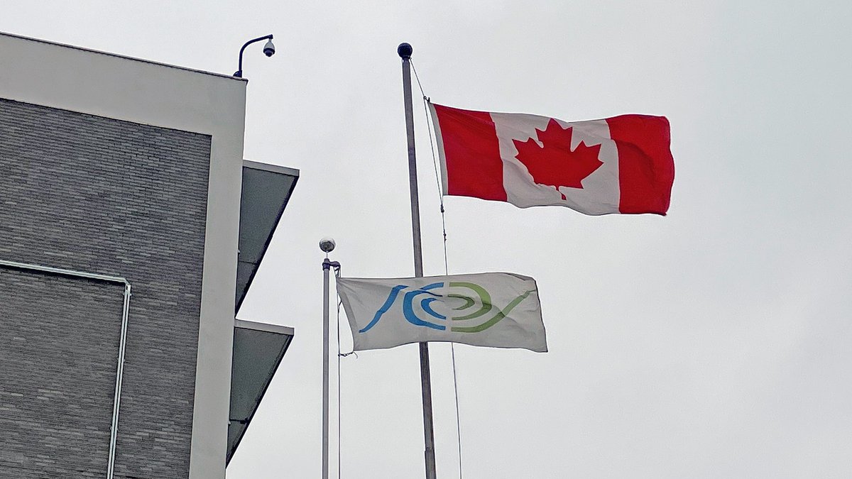 Gift of Life flag is flying today. It waves on the wind in honour of a donor &amp; the gift of life offered to others. #thankyou