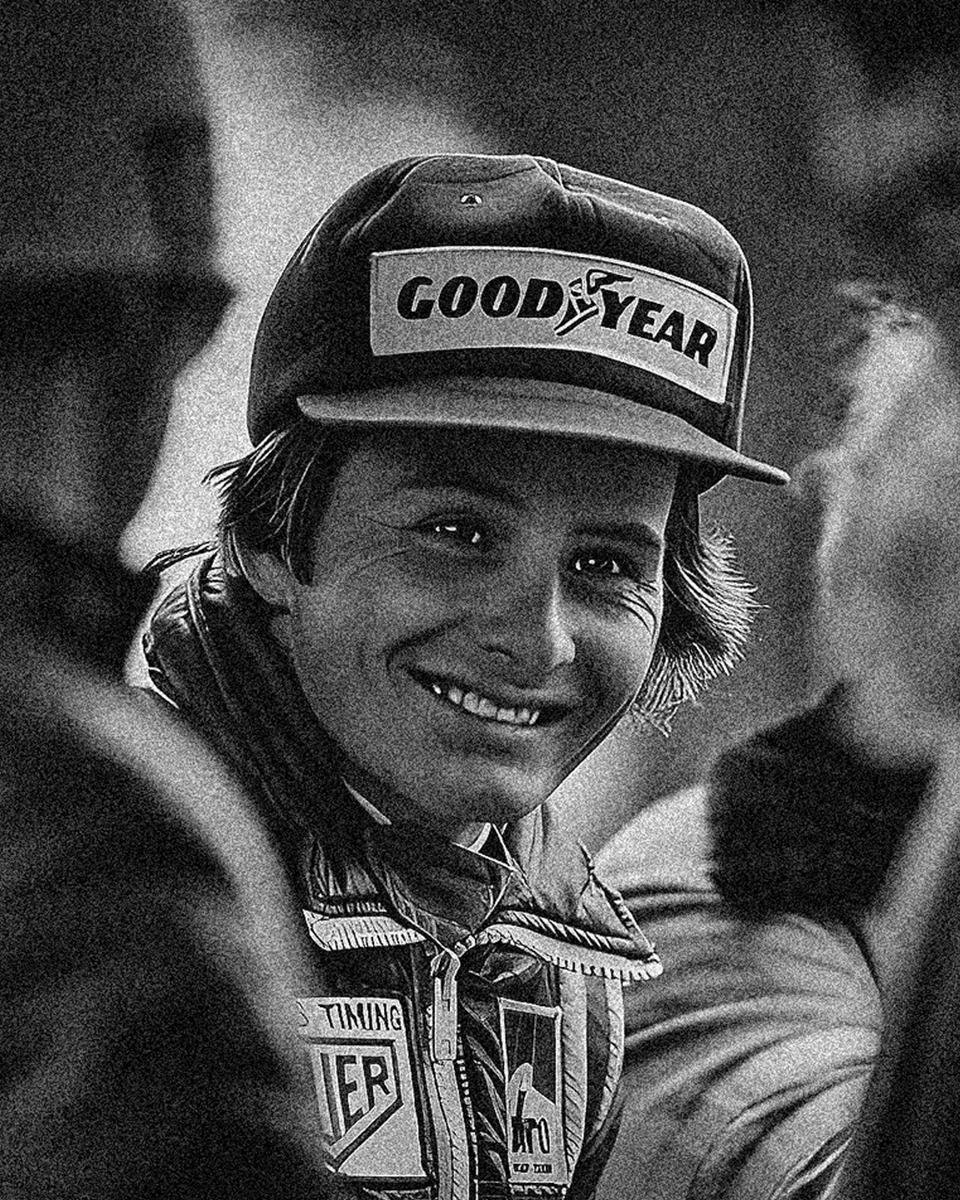 GVOfficial's tweet photo. Our new exclusive apparel and curated collections are shaped by storytelling and designed to capture the essence of Gilles: his daring approach, iconic races, and true love for motorsports. #gilles27 #salutgilles
Shop here > https://t.co/QTUYdFgktW https://t.co/kKcAFDmnd9