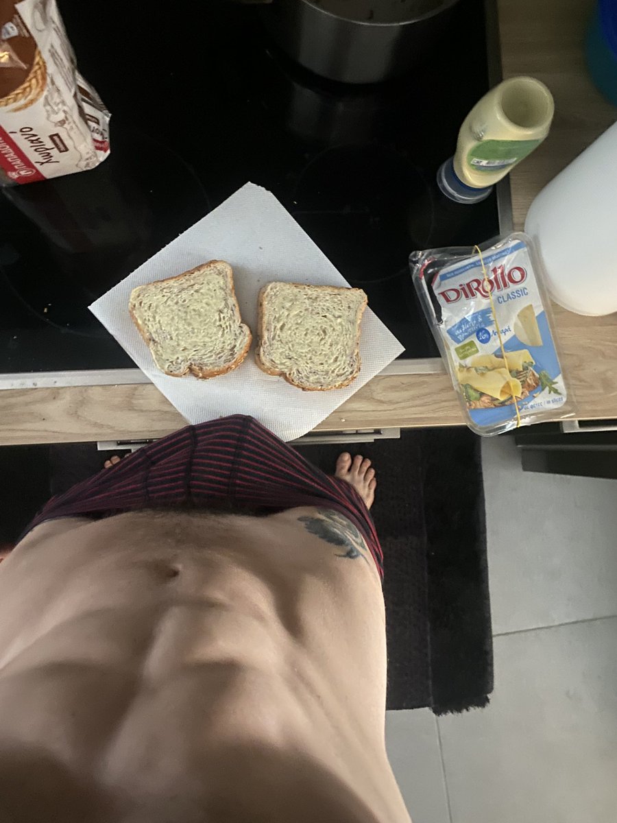 Who love breakfast? 

*OF soon again! 😈 
#wattaaaa