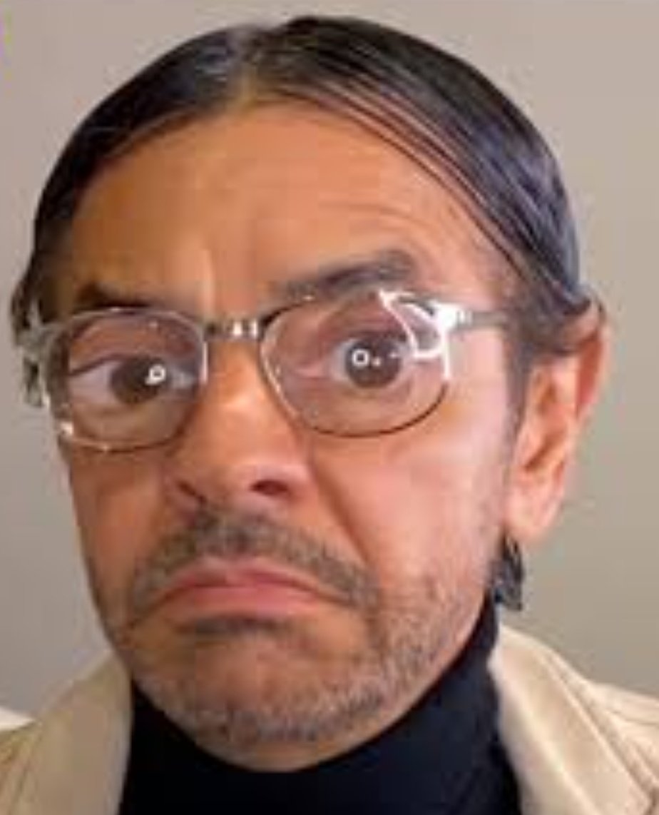 Si un mudo habla el lenguaje de señas y le falta un dedo, se considera falta de ortografía?
Cállese, no me interrumpa.
¡¡Aaaaa vedaaaá!!🤣🤣