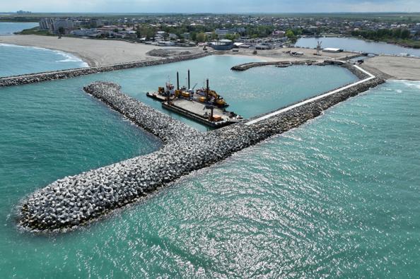 Romania’s coastal defence programme marks a turning point for dredging, positioning it as a core tool in climate resilience. Led by leading international contractor Van Oord, the project aims to protect vulnerable shorelines.

Read more: lnkd.in/e3azX8K5