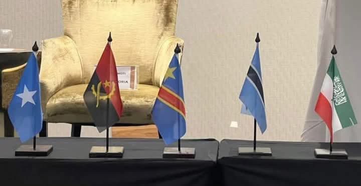 JustAidarus's tweet photo. The governments of Somaliland and Somalia participated in an international conference attended by 45 African countries.The conference which discussed the economic infrastructure of Africa, was held in the Namibian capital of Windhoek and was attended by a delegation from the JSL https://t.co/rhf5Y825Fr