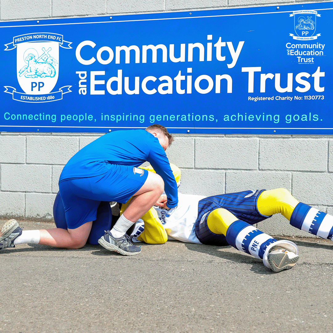 🦆 Deepdale Duck completed week 1 of our 100km in June challenge and what a week it was!

23.1km down, over £570 raised toward our goal and the children at Ribbleton Infants School had a visit from Deepdale Duck as they raised money and ran laps around their sports hall. 🏃‍♀️

This