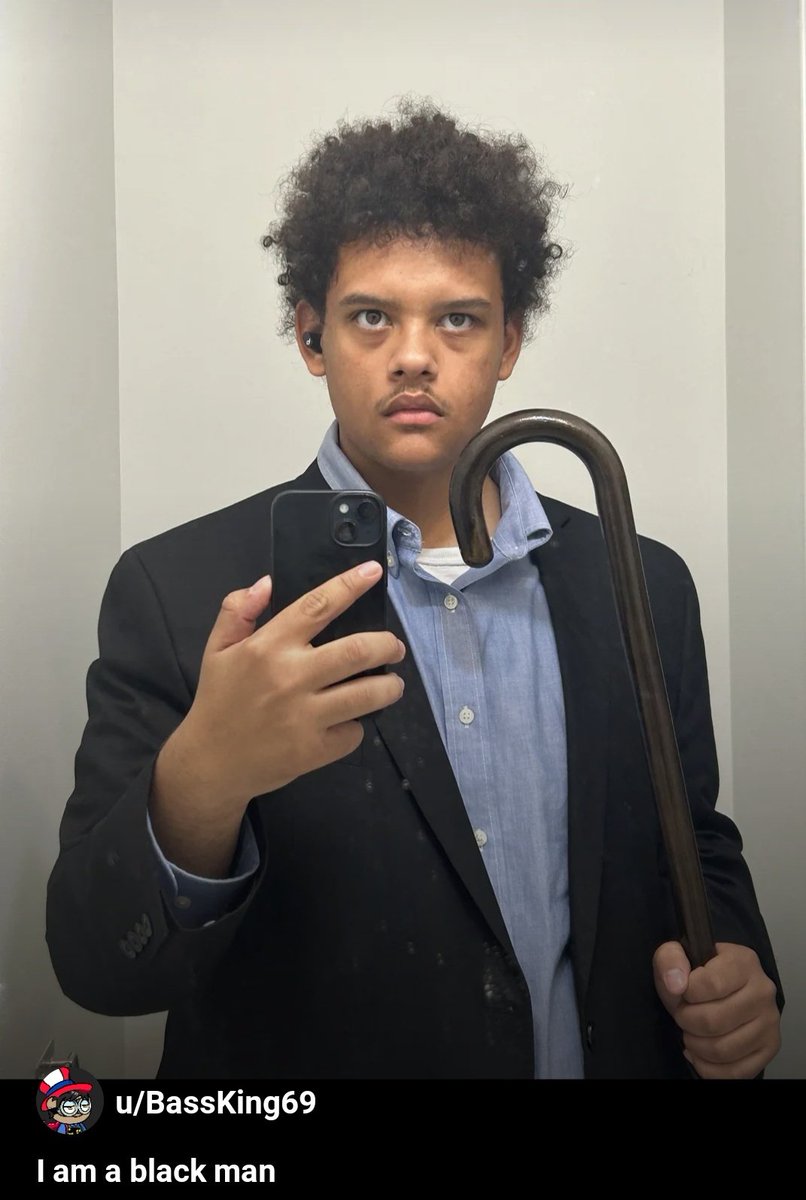 _aaronsweeney's tweet photo. @OhEmGeeSylv How about Foreman and House's lovechild?? https://t.co/PKP0aM9TiO