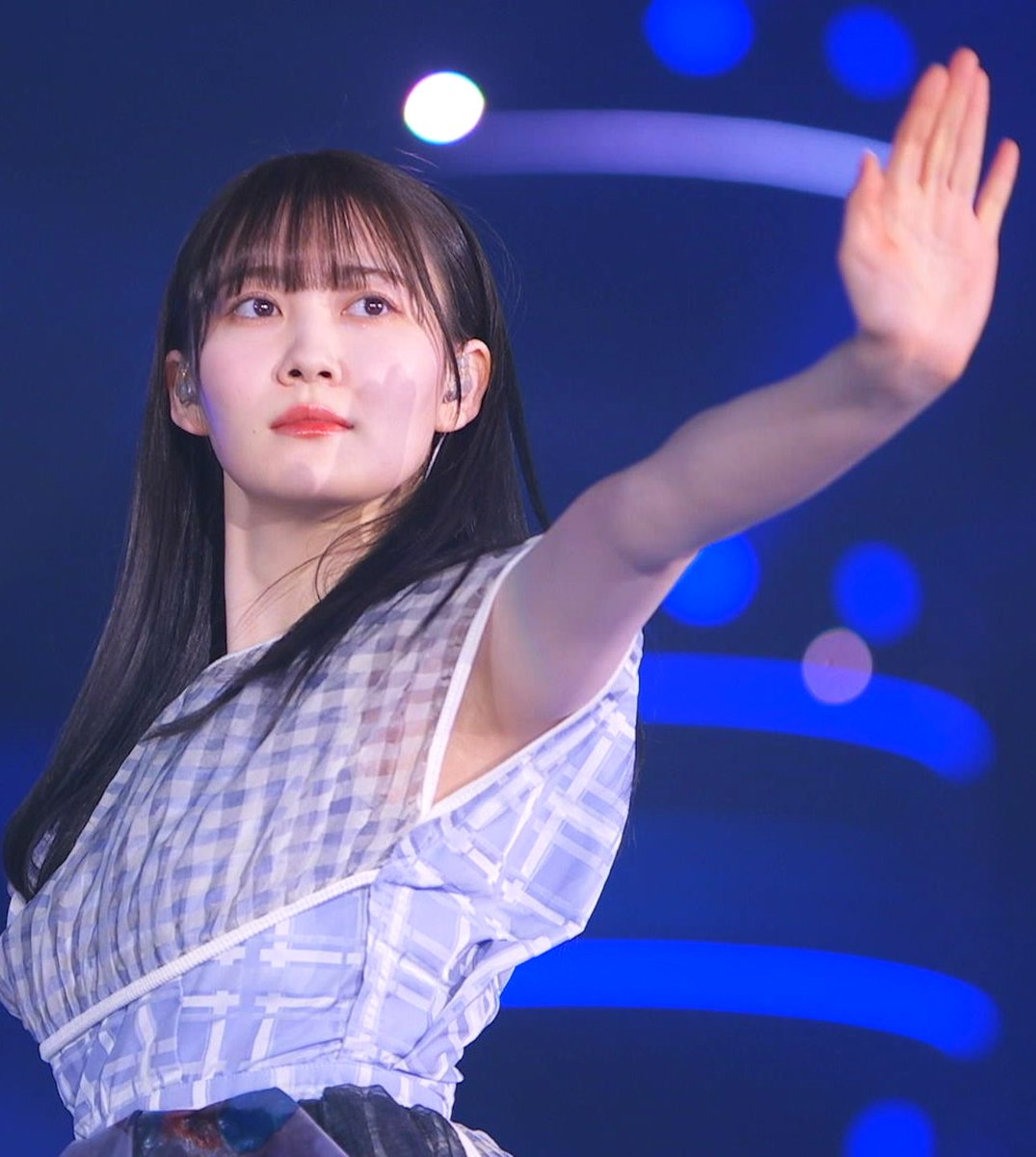 w4kiroad46's tweet photo. 真夜中のみゆ腋 https://t.co/nmQWARdRer