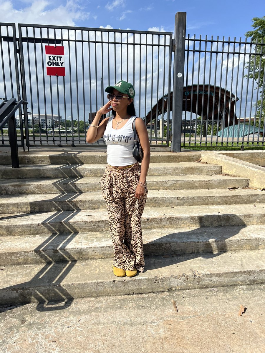 HonestlyFamous's tweet photo. 🐆🤎 https://t.co/KICfFPX4Fw