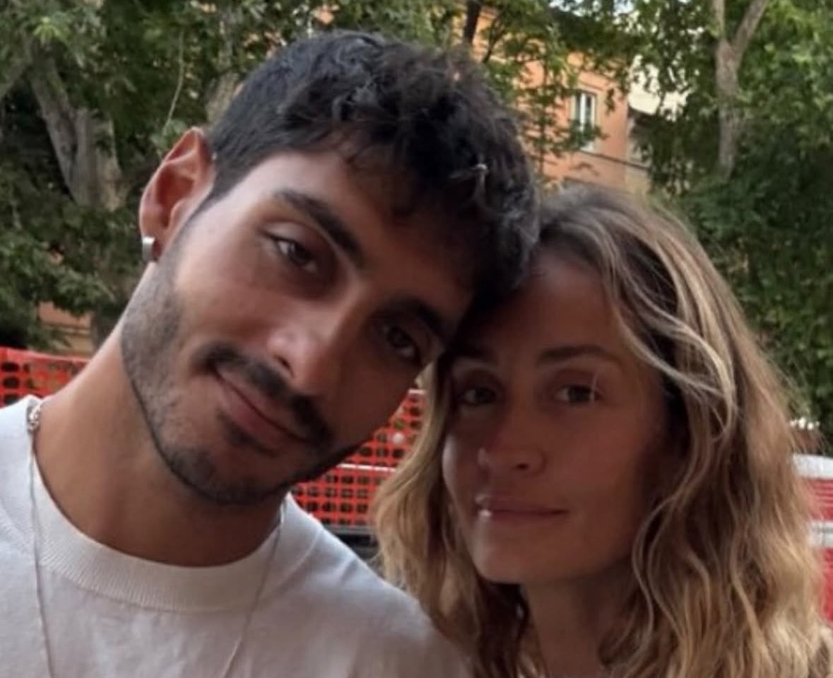 Proteggetevi da tutto e tutti 🤍🫂

#helevier