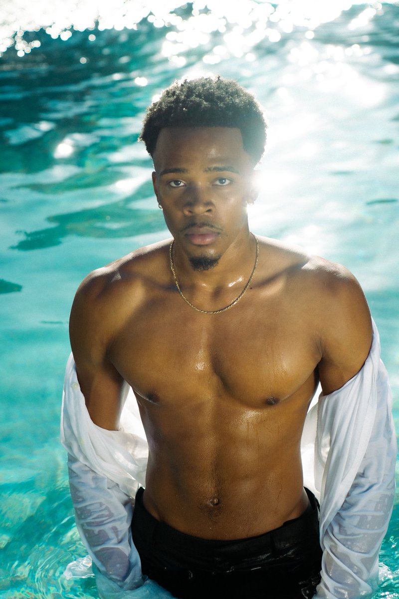 𝔻𝕖𝕧𝕚𝕠𝕟 :) tweet media