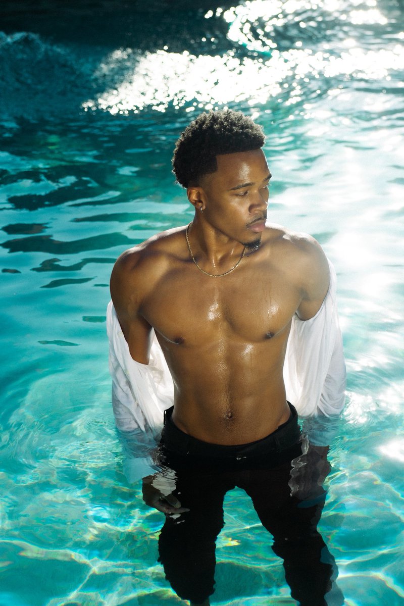 𝔻𝕖𝕧𝕚𝕠𝕟 :) tweet media