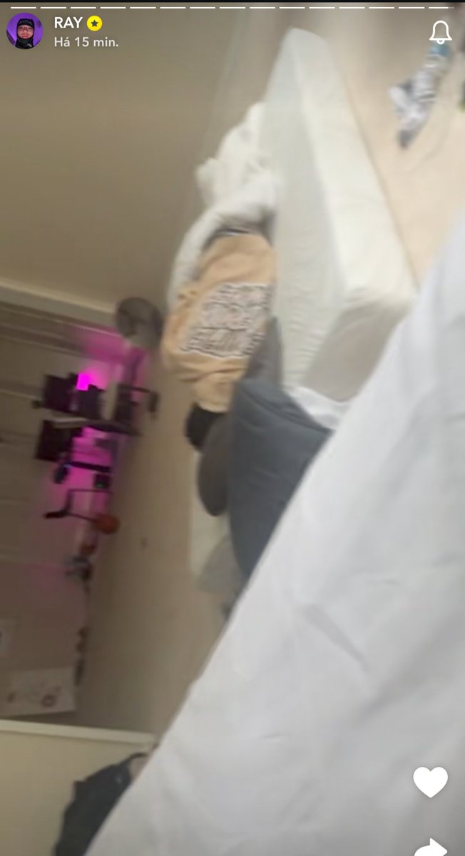 plnkkxx's tweet image. Tá dormindo ainda