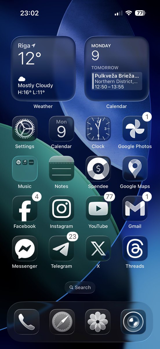 iOS 26 Home Screen icons customization 

Default, Dark, Clear Light, Clear Dark