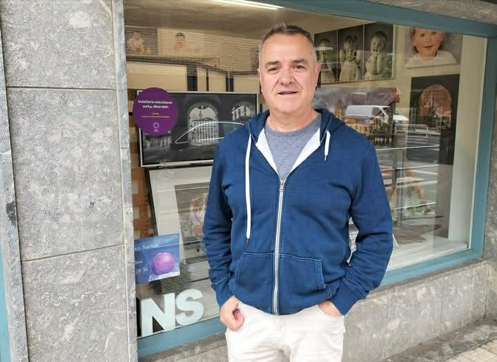 Natxo Santosek Torreauzoko lasterketari laguntza ematen jarraitzen du. Mila esker!!!#Torreauzolasterketa #Oñati <a href="/BerbiaOnati/">Berbia Oñati</a>