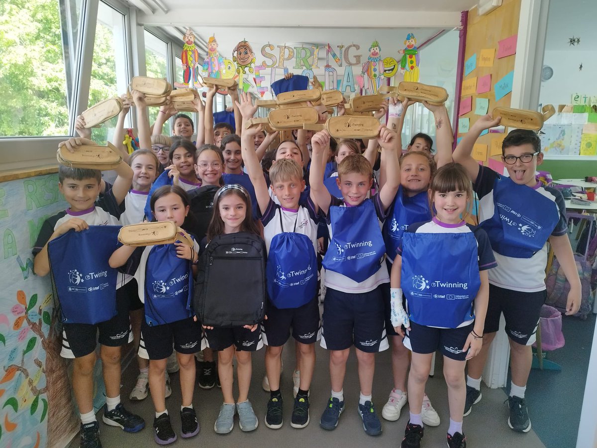 VR_Erasmus+ tweet media