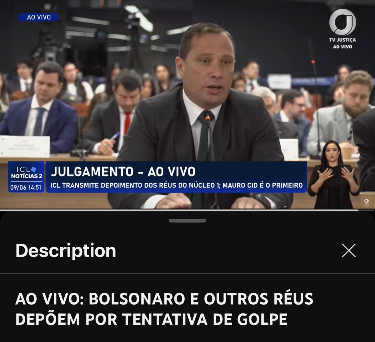 estudar 5 minutos de antropologia é interessante porque a gente olha para esta cena e pensa: OLHA SÓ O JEITO QUE ESTES HOMENS FAZEM FOFOCA! um monte de papel, um monte de ritual, um monte de papéis socialmente estabelecidos para… fofocar.