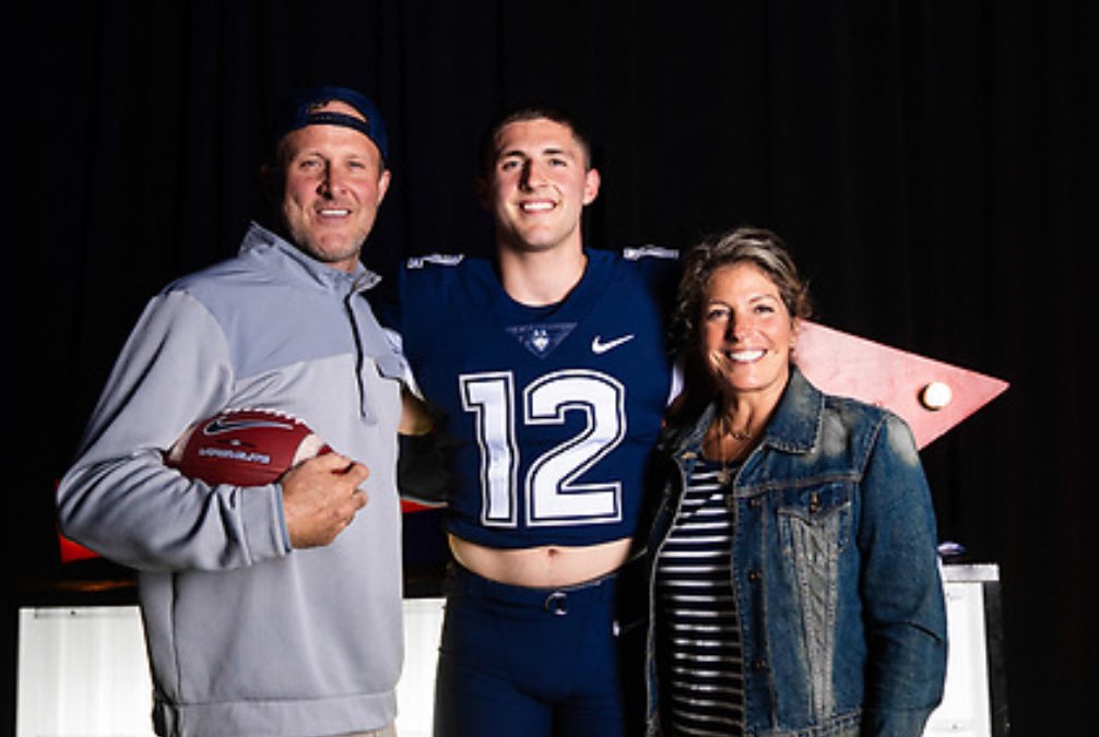 JackGarbs12's tweet image. Thank you @UConnFootball for a great visit !!! @CoachDiabate @Coach_MBrock @JettJohnson12 @Red_Zone75 @Tonyrazz03