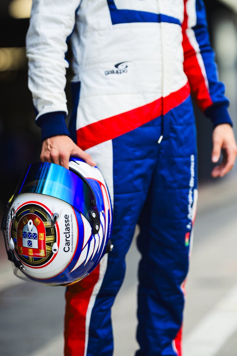 JoaoABranco's tweet photo. New race suit for 2025 ⚡️

#RaceSuit #NewGear #MotorsportStyle #PilotoPortugues #CorridaPortugal #GT4Racing #RaceReady #DriverLife #RacingApparel #MotorsportLook #TrackFit #RacingSeason #RaceWeekend #MotorsportPT #FatoDeCorrida https://t.co/7ajoqqH2sr