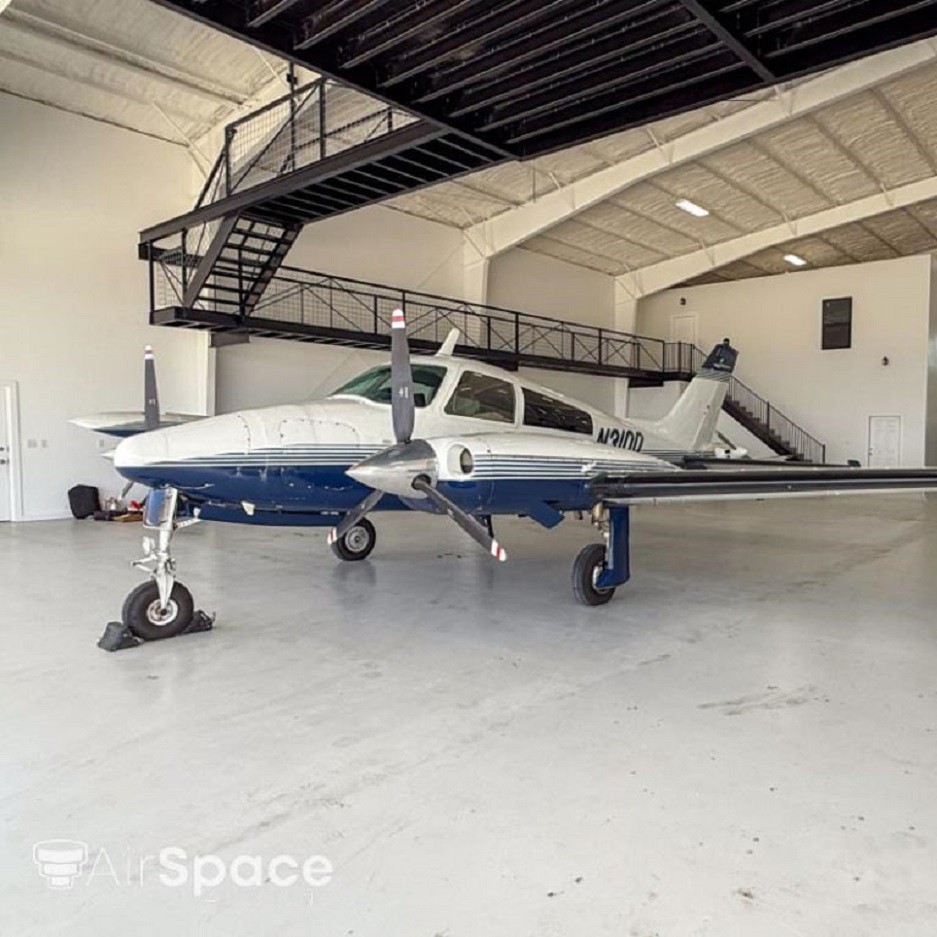 GlobalAir's tweet photo. ✈️1969 Cessna T310
👋Presented by Airspace Auctions
💸Please Call for price
⏰ 4,865.9TT
Apollo MX-20 MFD
Garmin GMA 340 Audio Panel
Garmin GPS 150
Garmin GTX 345 Transponder ADS-B In/Out
https://t.co/2y9NvkTokX
#Cessna #TwinEngine #AircraftforSale https://t.co/7KauC2Trxs