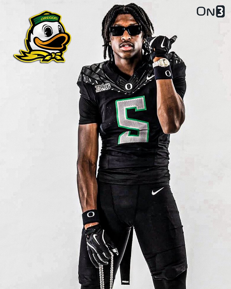 5-star safety Jett Washington had a ‘special’ official visit to Oregon over the weekend, he tells <a href="/ChadSimmons_/">ChadSimmons</a>🦆

“I liked it a lot.”

Read: on3.com/news/the-feeli…