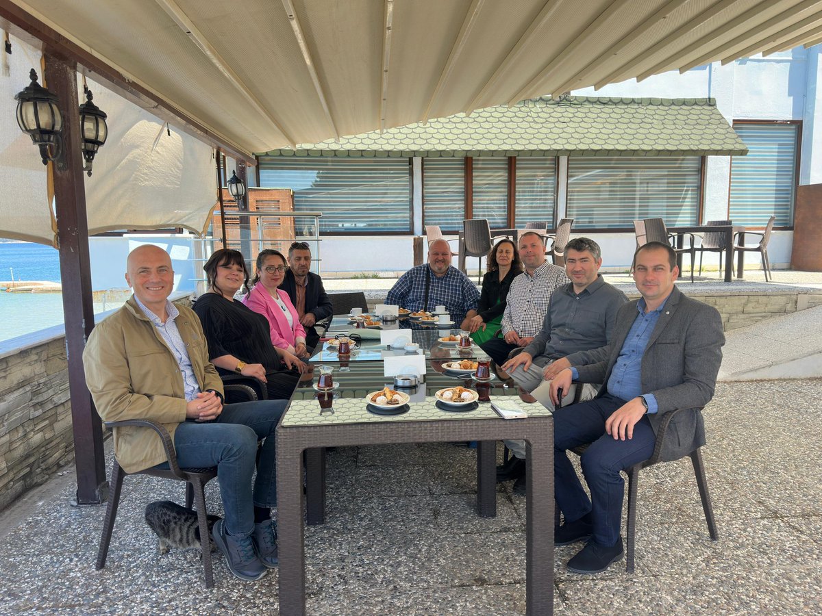 biga_ubf's tweet photo. Bulgaristan Rusçuk Üniversitesi Ulaştırma Fakültesi Öğretim Üyelerinden Fakültemize Ziyaret

Detaylar 
↪️ https://t.co/kptqVQ0ju5 

#ÇOMÜ #BigaUBF #BUBF https://t.co/3ilGjaF5cY