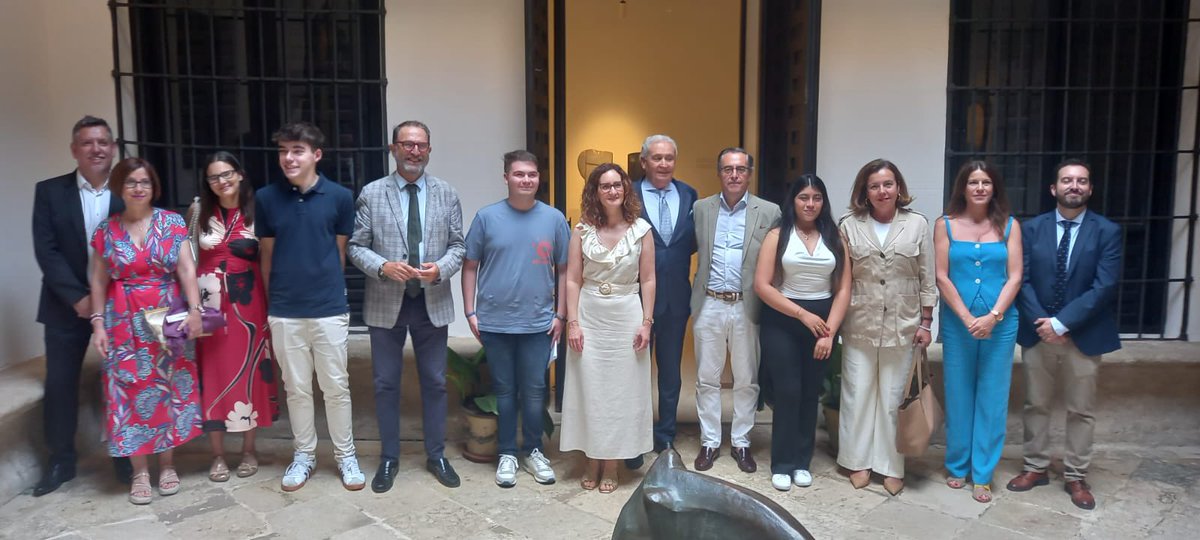 Desarrollo Educativo Málaga (@educacionmlg) on Twitter photo <a href="/Miguel_Briones_/">Miguel Briones</a> asiste a la entrega de premios del IX Certamen “Literatura en las aulas: escuela de articulismo”, de <a href="/FMAlcantara/">Fundación Manuel Alcántara</a>, que fomenta la escritura, el pensamiento crítico y el interés por el periodismo de opinión entre los jóvenes. ¡Enhorabuena a los ganadores! <a href="/Miguel_Briones_/">Miguel Briones</a> asiste a la entrega de premios del IX Certamen “Literatura en las aulas: escuela de articulismo”, de <a href="/FMAlcantara/">Fundación Manuel Alcántara</a>, que fomenta la escritura, el pensamiento crítico y el interés por el periodismo de opinión entre los jóvenes. ¡Enhorabuena a los ganadores!
