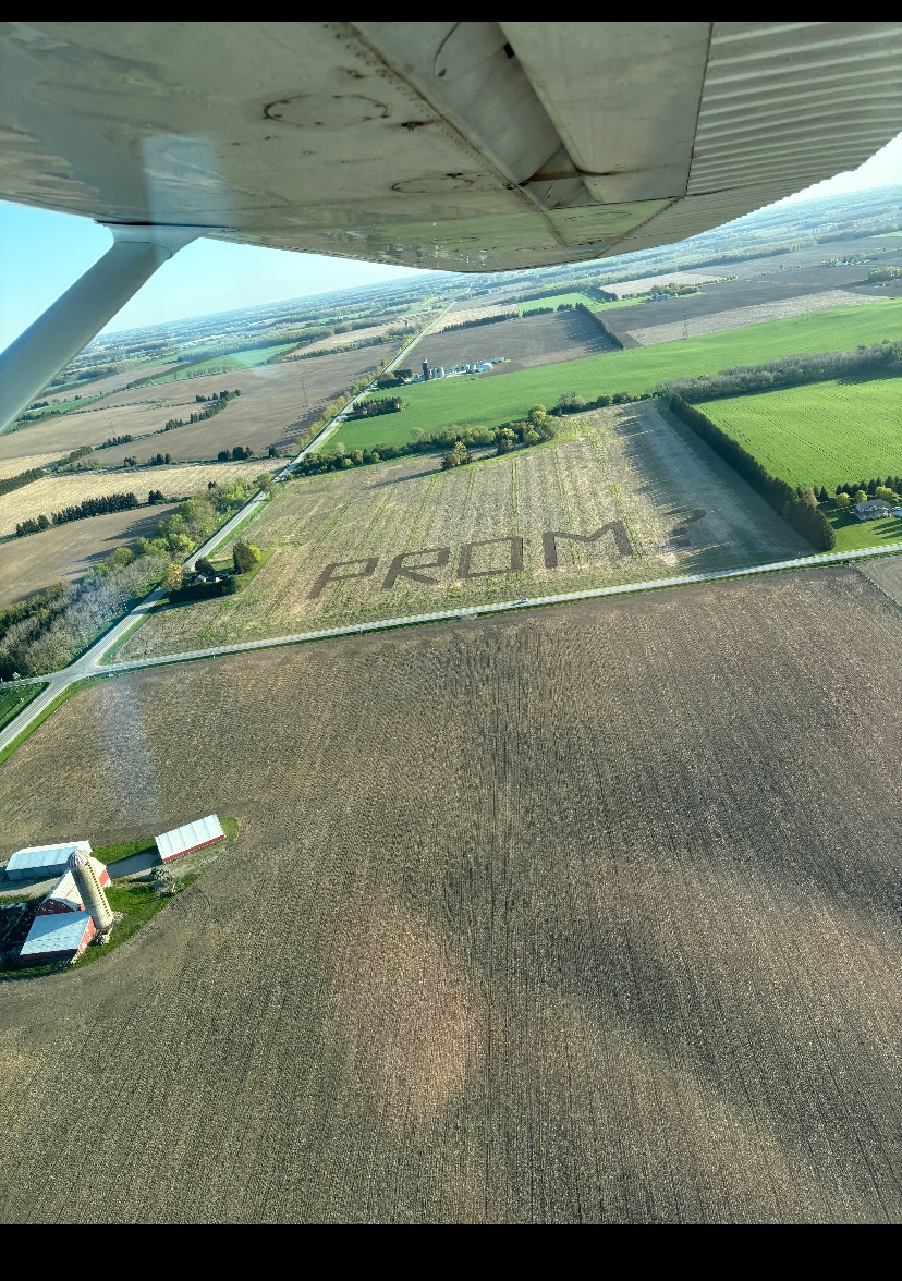 Hyde Brothers Farm Equipment (1997) Limited tweet media