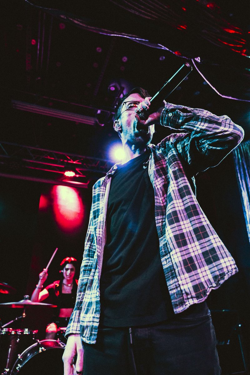 winterwellband's tweet photo. Thank you Raleigh 🖤 

📸 @ItsSefu https://t.co/PjFewe5M7H